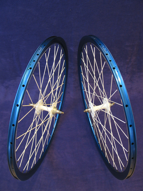 Custom Blue & White Single-Speed Wheelset